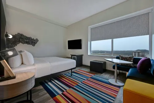 Aloft Mooresville - Parkplatz