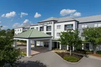 Courtyard by Marriott Hattiesburg - parking