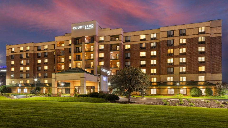 Courtyard Bloomington by Mall of America