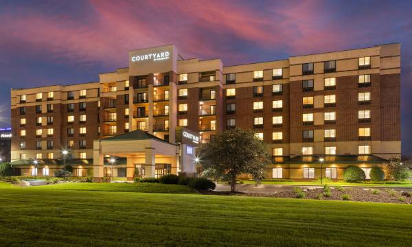 Courtyard Bloomington by Mall of America