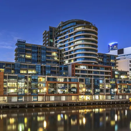 Waterfront Melbourne Apartments