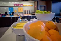 Tru by Hilton Oklahoma City NW Expressway - Breakfast