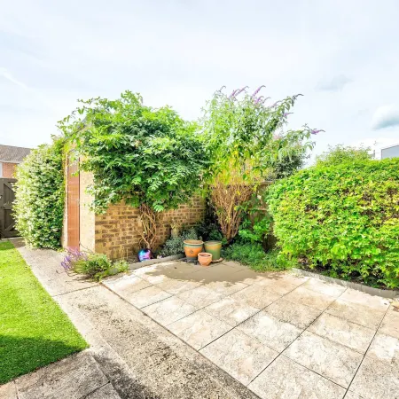 Spacious 3bed Home in Maidenhead Sleeps 6