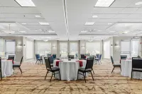 Hilton Garden Inn Syracuse - breakfast