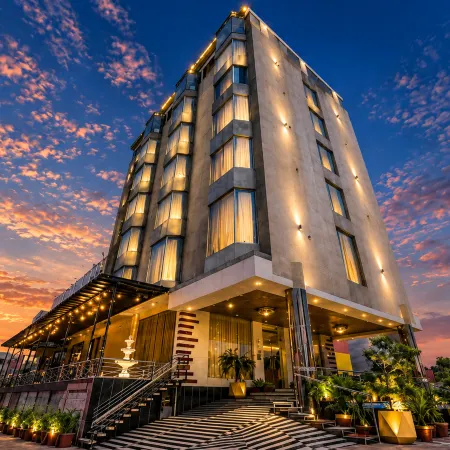 Hotel 5 Flowers Ananta Elite
