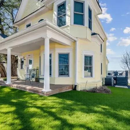 The Main Street House, in the Heart of Marble Falls