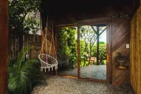 Vistamar Guest House - parking