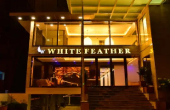 White Feather Hotels near Quarry