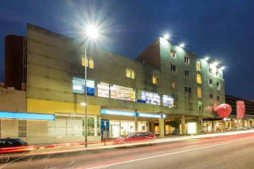 Stay Hotel Guimarães Centro - 4 ดาว