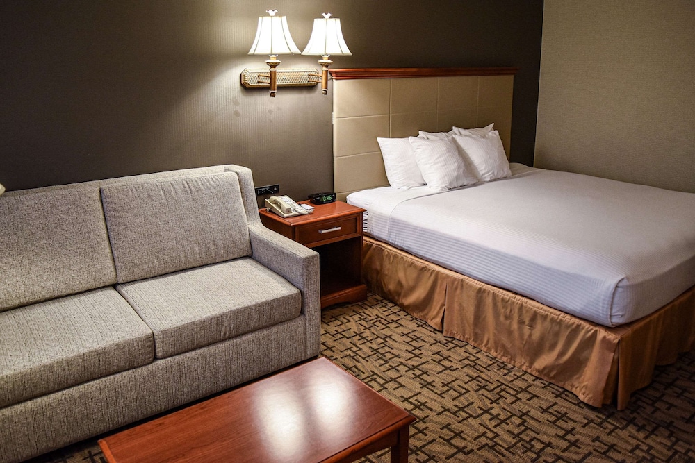 Comfort Inn & Suites Downtown Tacoma