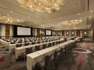Loews Hollywood Hotel