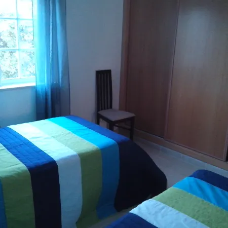 Albufeira 2 Bedroom Apartment 5 Min. from Falesia Beach and Close to Center! H