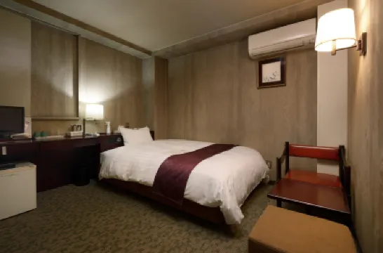 上田廣場飯店 Ueda Castle Ruins Park附近的飯店