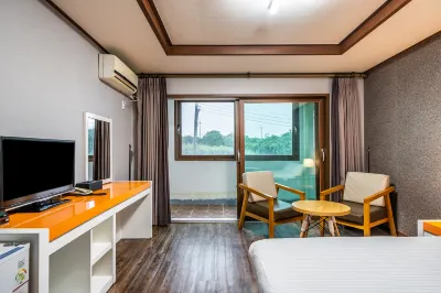 Woorim Hotel Hotels in 