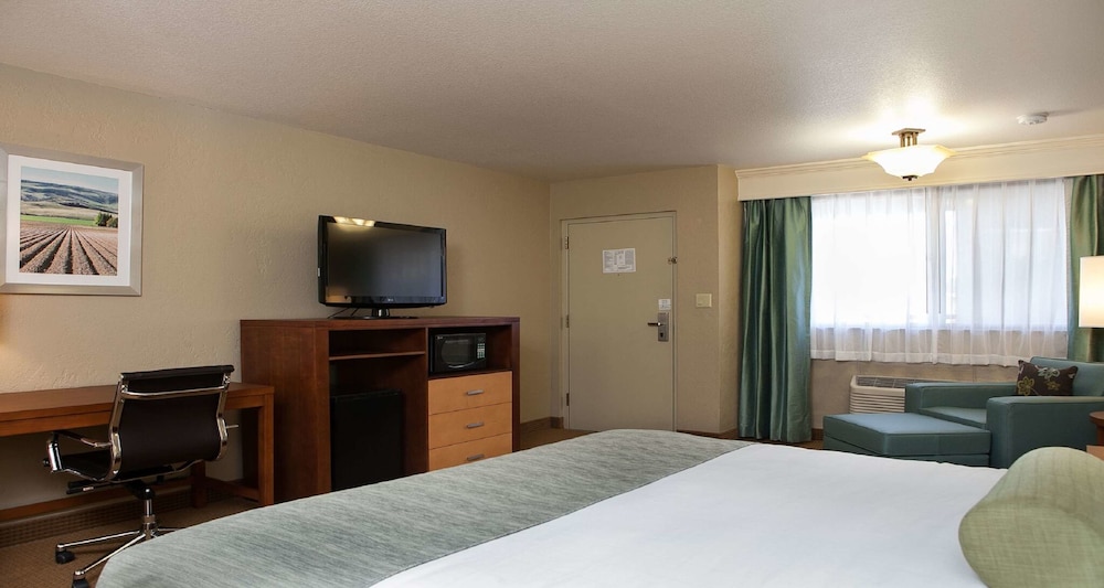 Best Western Foothills Inn