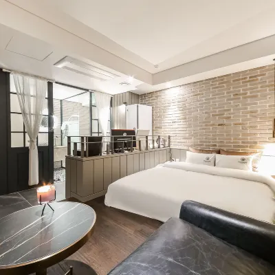Gwangju Awesome Boutique Hotel Hotels near Nokdong Station