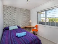 Gala I Hotels near Cala Bot