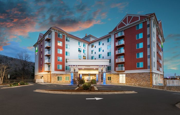Holiday Inn Express & Suites ASHEVILLE DOWNTOWN by IHG