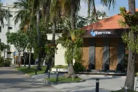 Riverside Serviced Apartments Các khách sạn gần A Mẫn Thủ Đức
