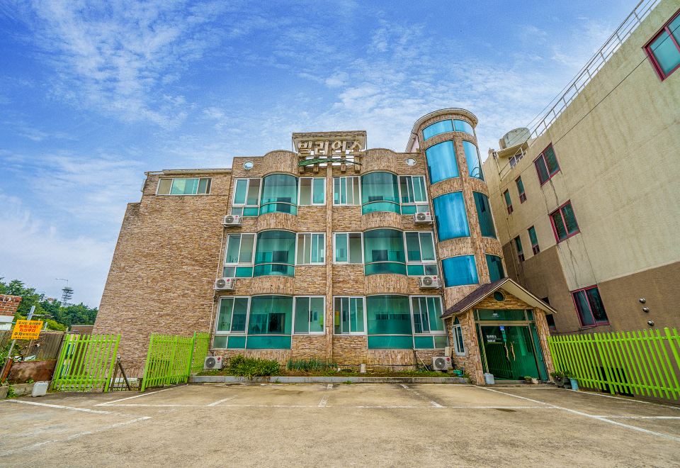 빌리언스모텔 객실