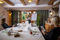 Hotel & Restaurant Zum Reussenstein Hotels in Hildrizhausen