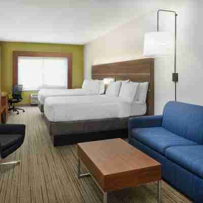 Holiday Inn Express & Suites Pensacola West-Navy Base Rooms