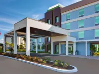 Home2 Suites by Hilton Fort Myers Colonial Blvd Hotels near List Distillery