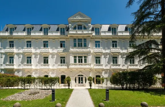 卡斯蒂利亞太陽温泉酒店