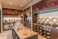 Hampton Inn & Suites by Hilton Salamanca Bajio - พร้อมWifi