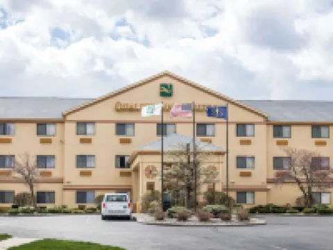 Quality Inn & Suites South Bend Airport Hotels in St. Joseph County