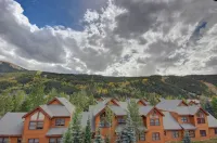 Snake River 26 by SummitCove Lodging Hotel a Keystone