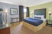 Days Inn by Wyndham Lake Bluff/Great Lakes Naval Base Hotels in Lake Forest