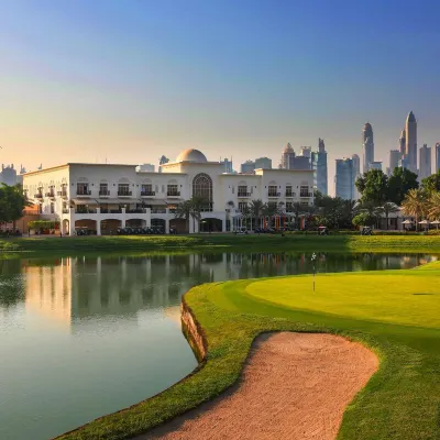 Address Montgomerie Отели рядом с достопримечательностью «Эмирейтс Хилс»