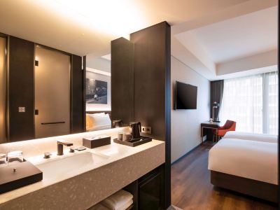 スーペリアデラックスツインルーム(バルコニー) メルキュール アンバサダー ソウル ホンデの写真