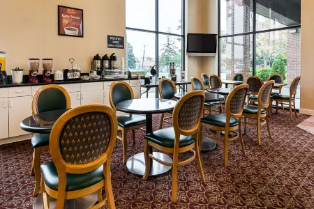 Econo Lodge Andrews AFB