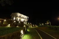 Tea Garden Eco Villas Hotels in Morawaka