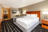 La Quinta Inn & Suites by Wyndham Vancouver