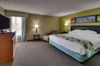 Heritage Inn & Suites the Woodlands, Trademark by Wyndham Hotels near The Cynthia Woods Mitchell Pavilion