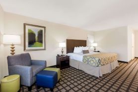 Baymont by Wyndham Erie