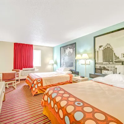 Super 8 by Wyndham San Antonio/Fiesta Hotels near University Methodist Church