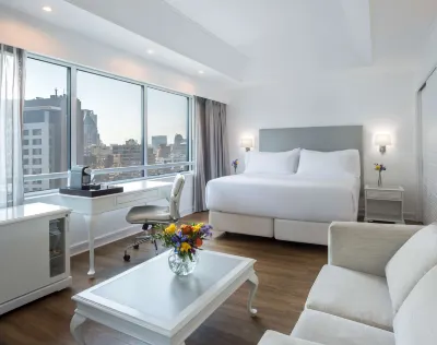 NH Collection Plaza Santiago Hotels in 