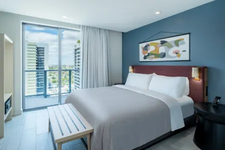 Atwell Suites Miami Brickell