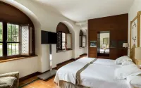 Parador de Granada Các khách sạn gần Embalse del cubillas, granada