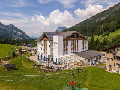 Hotel Rischli Hotels near Brienzersee view point