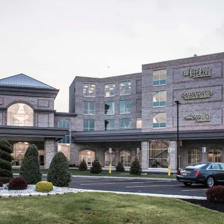 The Delavan Hotel