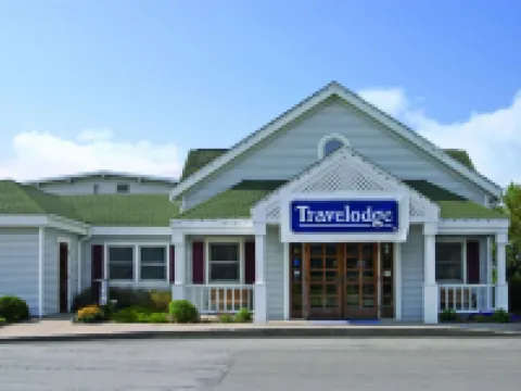 Travelodge by Wyndham Iowa City Hotels in Johnson County