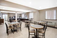 سوبر 8 باي ويندام بيلينجس فنادق في بيلينغز