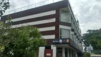 The Bentley Seaside Boutique Hotel Hotels near Thiruvalluvar Nagar Beach