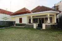 Musafir Guest House Syariah - Hotel/Alloggi familiari