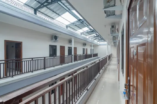 RedDoorz Syariah Plus @ Perintis Guesthouse Tasikmalaya